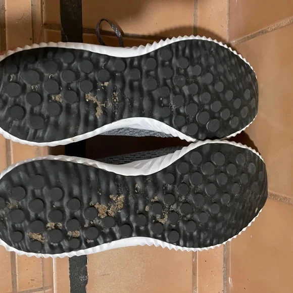 Adidas Alphabounce - Picture 4 of 4